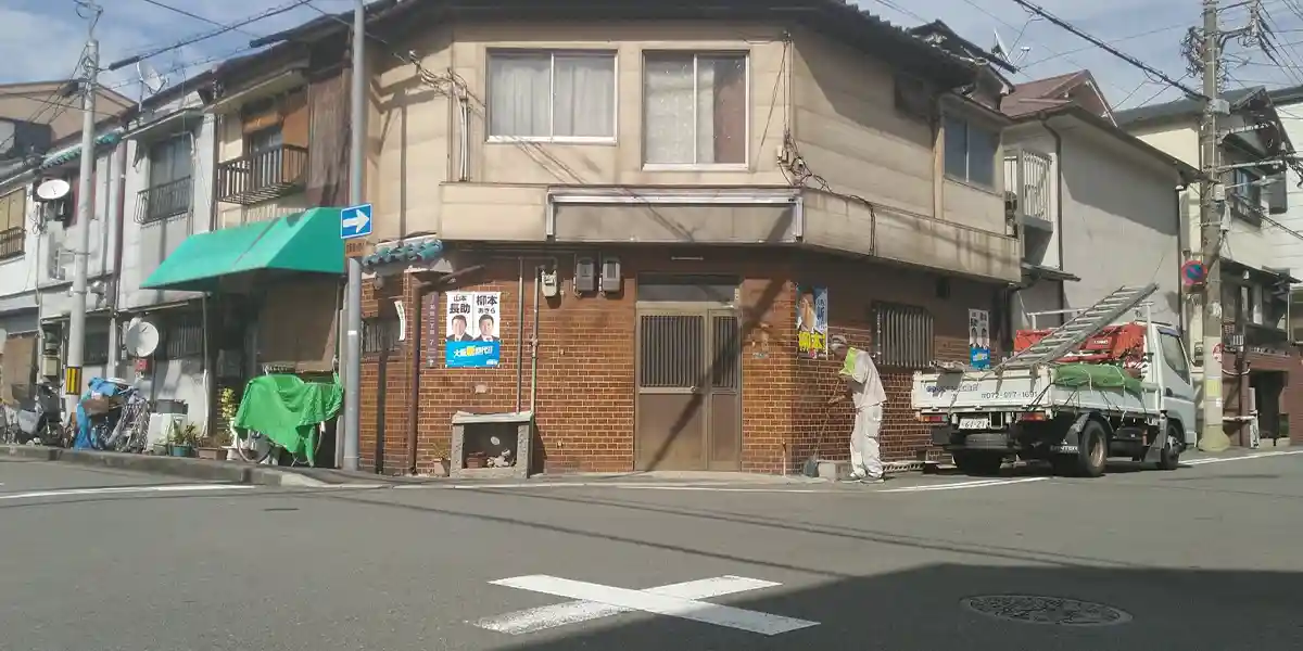 台風等の災害による看板修理：看板撤去完了