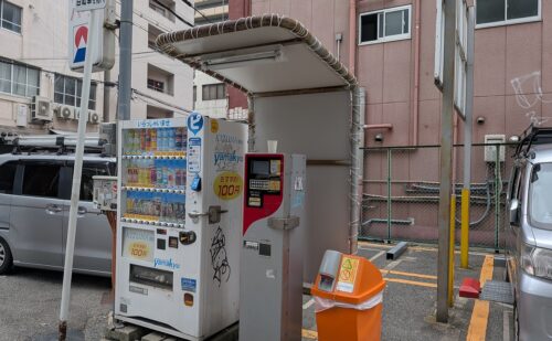 大阪府大阪市浪速区難波中｜駐車場精算機のテント張替え